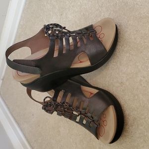Bionica Granite Black Leather Wedges sz. 9